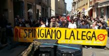 Reggio Emilia - Aq16 risponde ai provvedimenti cautelari previsti per il corteo del 25 Aprile