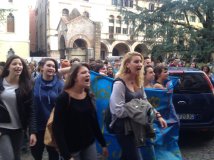 Padova - Il Selvatico in protesta, ci crolla il tetto in testa!