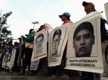 Messico - A cinque mesi dal massacro, cronaca della IX azione globale per Ayotzinapa