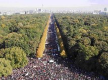 Berlino - 250.000 persone in piazza contro il TTIP
