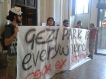Perugia 17.06.2013 - Gezi Park is everywhere: Blitz degli attivisti all'Università per Stranieri 