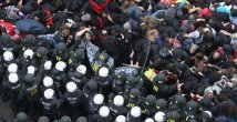 Blockupy - Vogliono il capitalismo senza democrazia, noi vogliamo la democrazia senza capitalismo!