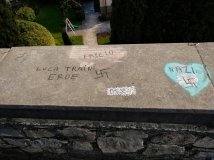 Bergamo - Le scritte naziste sul patrimonio UNESCO