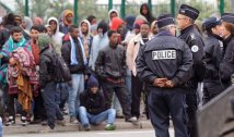Francia - I migranti fantasma nel tunnel di Calais
