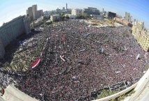 Egitto - Oggi scade l'ultimatum della piazza a Morsi, mentre anche l'esercito preme sul presidente 