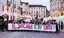 Vicenza- Il sociale è di tutti; 4 mila persone in piazza
