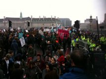 Londra - Gli studenti tornano in piazza e contestano il sindacato
