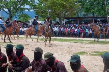 Chiapas 24 maggio 2014 - Omaggio a Galeano: parla la comandancia e il Subcomandante Marcos annuncia di cessare di esistere