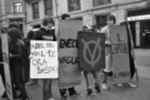 Alessandria - flash mob in difesa della cultura e della scuola pubblica