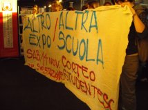 Prima azione degli studenti all'apertura di Expo-Scuola a Padova