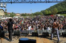 L'altra Pontida - In migliaia al Festival dell'orgoglio antirazzista e migrante