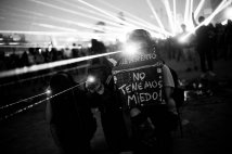 America Latina, il rumore della resistenza e le faide dei “los de arriba” per il palazzo che brucia
