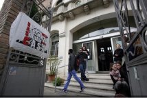 Padova - ASC occupa gli Uffici dei Servizi Sociali per aiutare una famiglia sotto sfratto