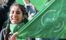 La “marea verde” inonda il Messico: la Corte Suprema depenalizza l’aborto