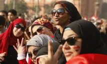 Egitto, la nuova Costituzione fa a pezzi i diritti delle donne. 