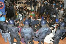 Trento - Contro il ddl Gelmini bloccata l'inaugurazione dell'anno accademico