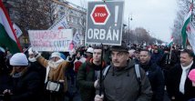 La protesta contro la legge sulla schiavitù e le lotte dei senza casa nell’Ungheria di Orbán