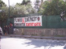 Napoli - "Fuori l'esercito dalle comunità zapatiste"