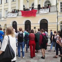 The nerd's turn - Lotte per università democratiche in Polonia