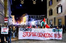 "La guerra contro Gaza continua, non restiamo silenzio": Trento ancora in Piazza per la Palestina