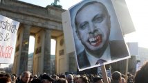 Turchia. Dopo la censura di internet, Il Sultano lapida Facebook e YouTube