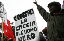 Gianluca Casseri non era (solo) uno squilibrato, ma un razzista militante!