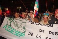 Perù - Ampia manifestazione a Lima dopo la repressione del Governo