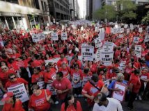 Chicago - Le scuole non aprono: i docenti scioperano contro la riforma