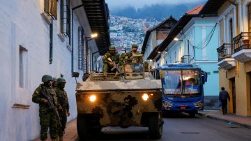 Ecuador, il presidente Noboa dichiara lo stato di guerra interno