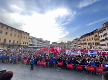In 50 mila a Firenze per il corteo Gkn su lavoro, diritti, ambiente e contro la guerra