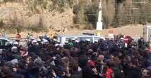 Al Brennero contro i confini: scontri con la polizia austriaca