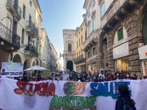 Climate Strike - Dopo il lockdown le giovanissime generazioni tornano in piazza per difendere il clima