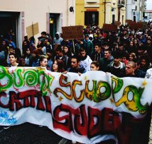 Senigallia - Manifestazione del Collettivo Studentesco. Corteo e blitz