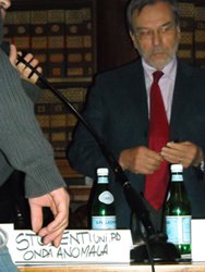 Padova - L'Onda contesta la conferenza "Università: efficienza e produttività"