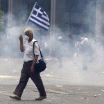 Errori, omissioni e falsità usate per piegare i cittadini Greci