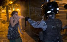 Brasile - Tra il calcio e la repressione!