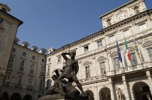 I Comuni italiani e il loro indebitamento - Il caso di Torino e della regione Piemonte