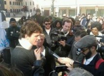 Padova, attivista No Tav pestato a sangue in Questura. L'avvocata: "Fermato senza motivo come Giuseppe Uva" 