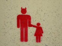 Pedofilia ecclesiastica tra chiacchiericcio del diavolo e il silenzio sugli innocenti