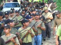 Messico- Si mobilitano 800 poliziotti comunitari per difendere la giustizia autonoma