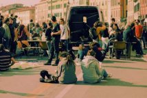 Pisa - 11.11.11 Bloccata banca e contestato Sacconi #occupyeverything