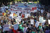 Spagna 22.05 - Lo sciopero dell'educazione è stato un successo 