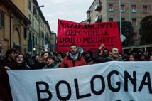 Bologna - Fn in centro con Roberto Fiore, contromanifestazione antifascista