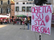 Venezia - Pubblicità pro l'aborto sui vaporetti, è polemica